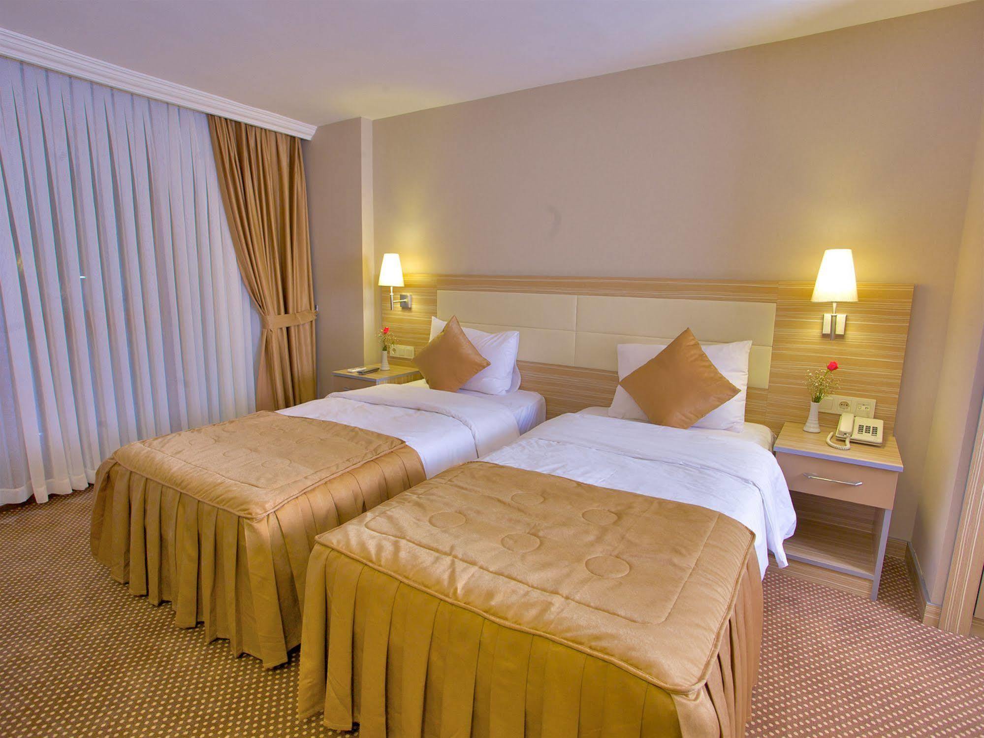 איסטמבול Hotel Grand Emin מראה חיצוני תמונה