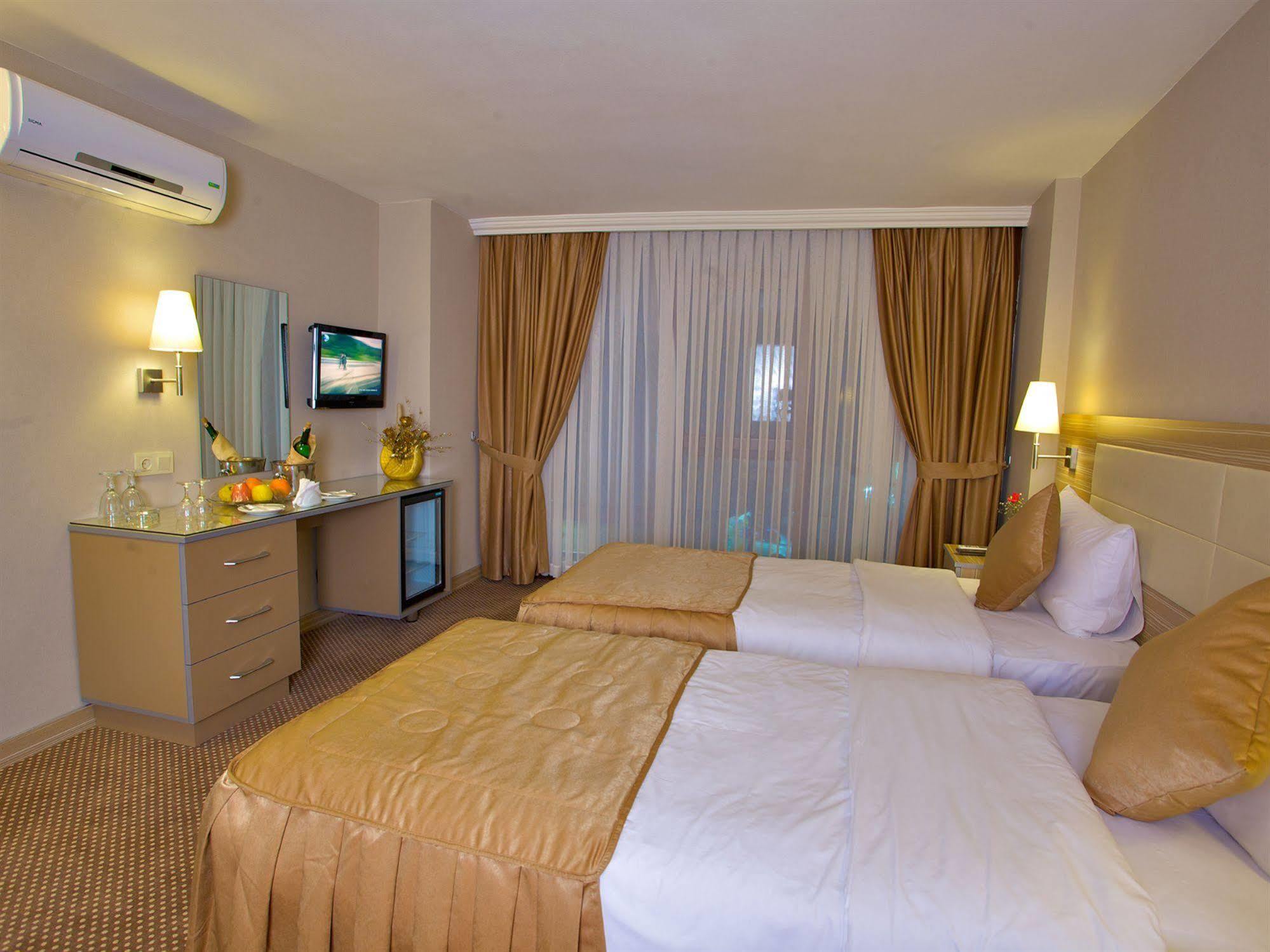 איסטמבול Hotel Grand Emin מראה חיצוני תמונה